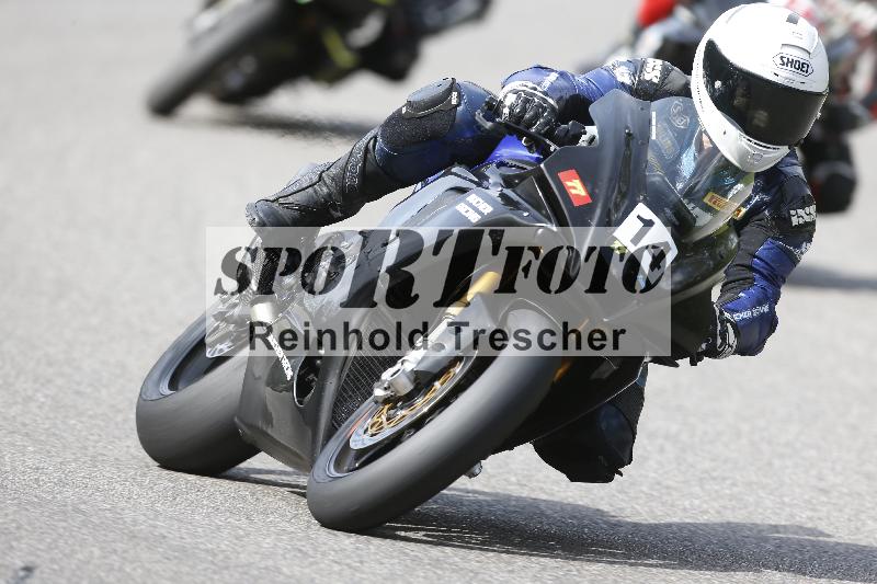 Archiv-2025/53 16.09.2025 Track Day Domi Aegerter ADR/Gruppe rot/14